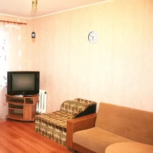 2-комнатная квартира в микрорайоне Мельников Луг на сутки