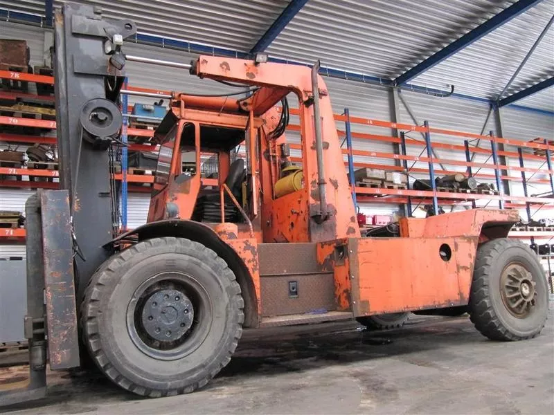 Lift Trucks Diesel Kalmar 2560
