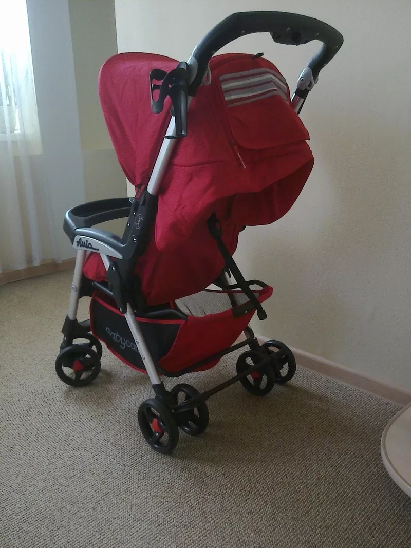 Прогулочная коляска Babycare Avia 4