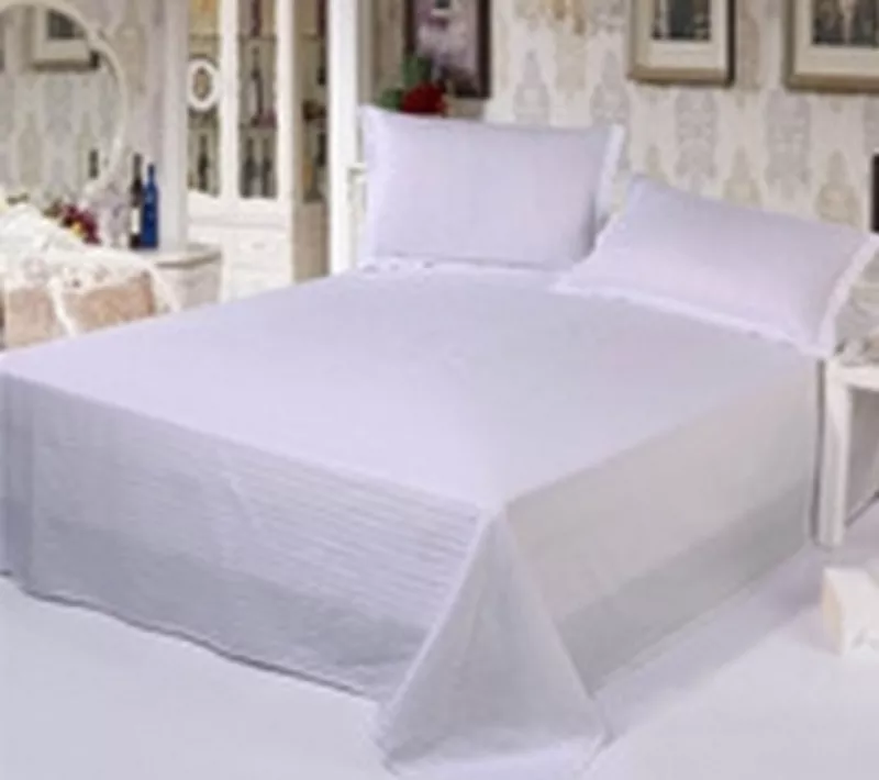 Белое и цветное постельное белье. Натуральные ткани,  оригинальный диза 3