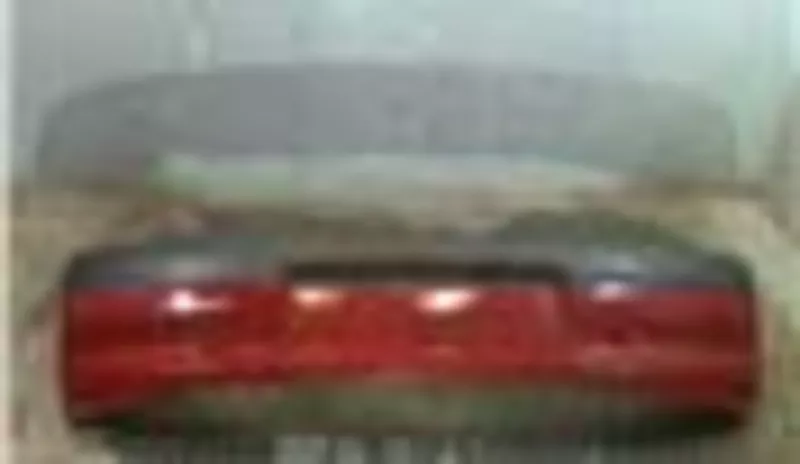 Запчасти пежо  хетчбек 1997 года красный перламутр